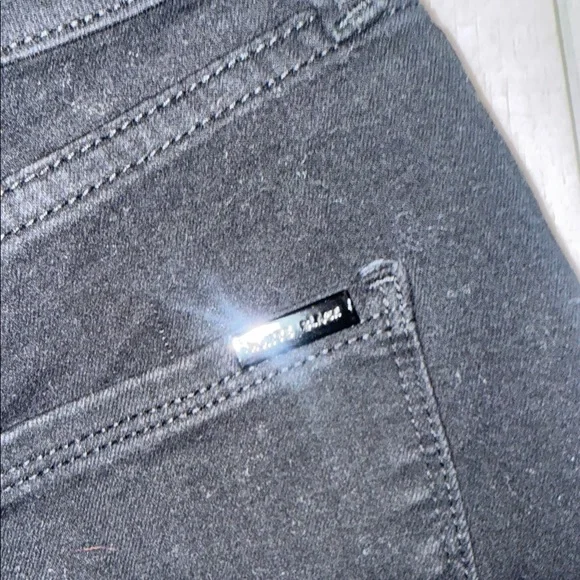 White House Black Market Black Jean Shorts - Picture 3 of 4